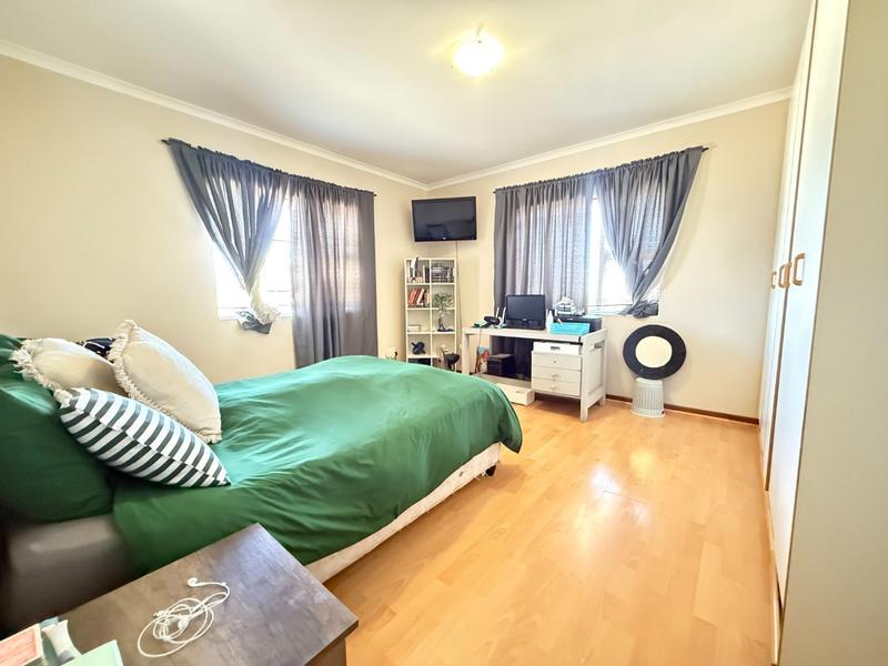 3 Bedroom Property for Sale in Tafelzicht Western Cape
